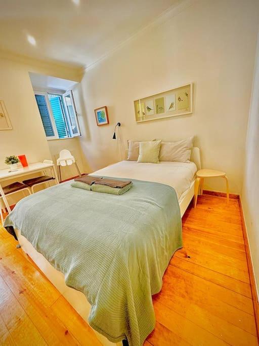 Apartment Cozy In Stª Catarina Lisbon